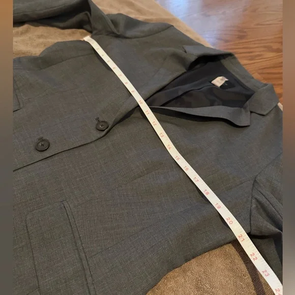 J. Crew Super 120’s Women’s Lightweight Wool Blend Dark Gray Suit Blazer Size 12 - Picture 8 of 9